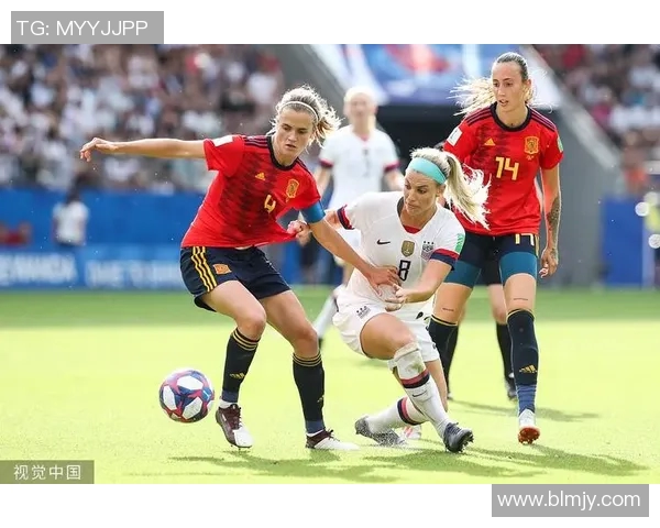 加拿大女队与瑞典女队激战正酣谁能在这场对决中胜出